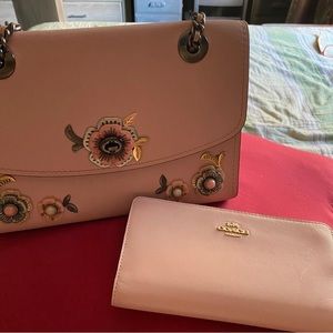 Pink Coach Bag and Wallet. In excellent condition.